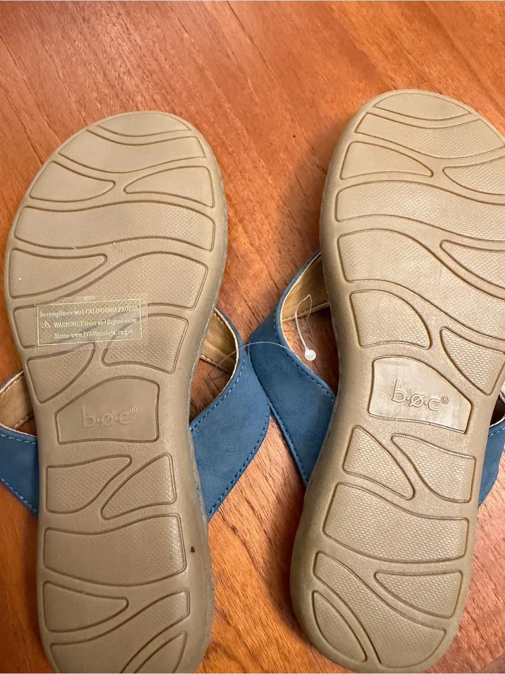 boc Blue Thong Sandals with Tan Footbed